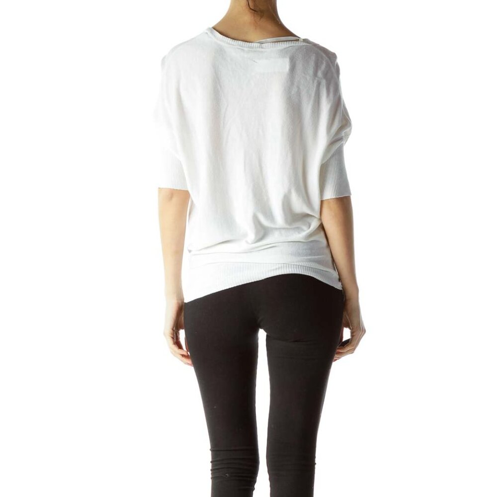 BCBGeneration White V-Neck Knit Top - Picture 3 of 3